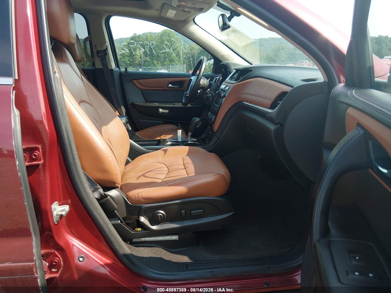 2015 CHEVROLET TRAVERSE 2LT · 5/11