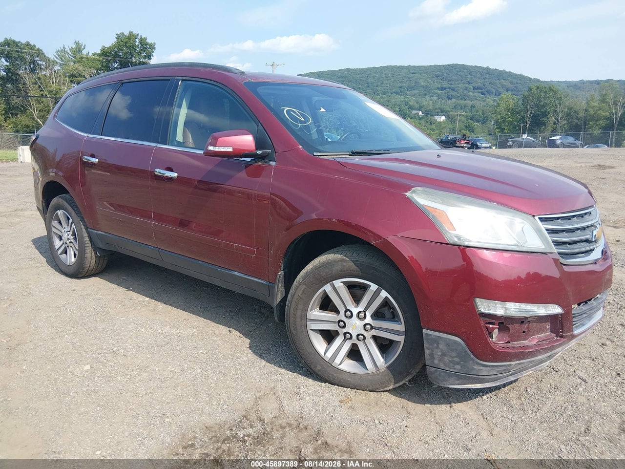 1GNKVHKD7FJ****** · 2015 CHEVROLET TRAVERSE 2LT