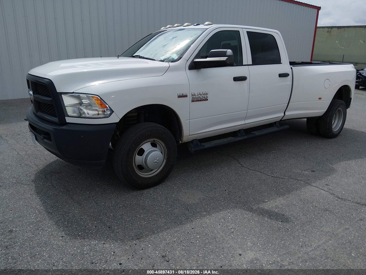 2017 RAM 3500 TRADESMAN  4X4 8' BOX · 2/11