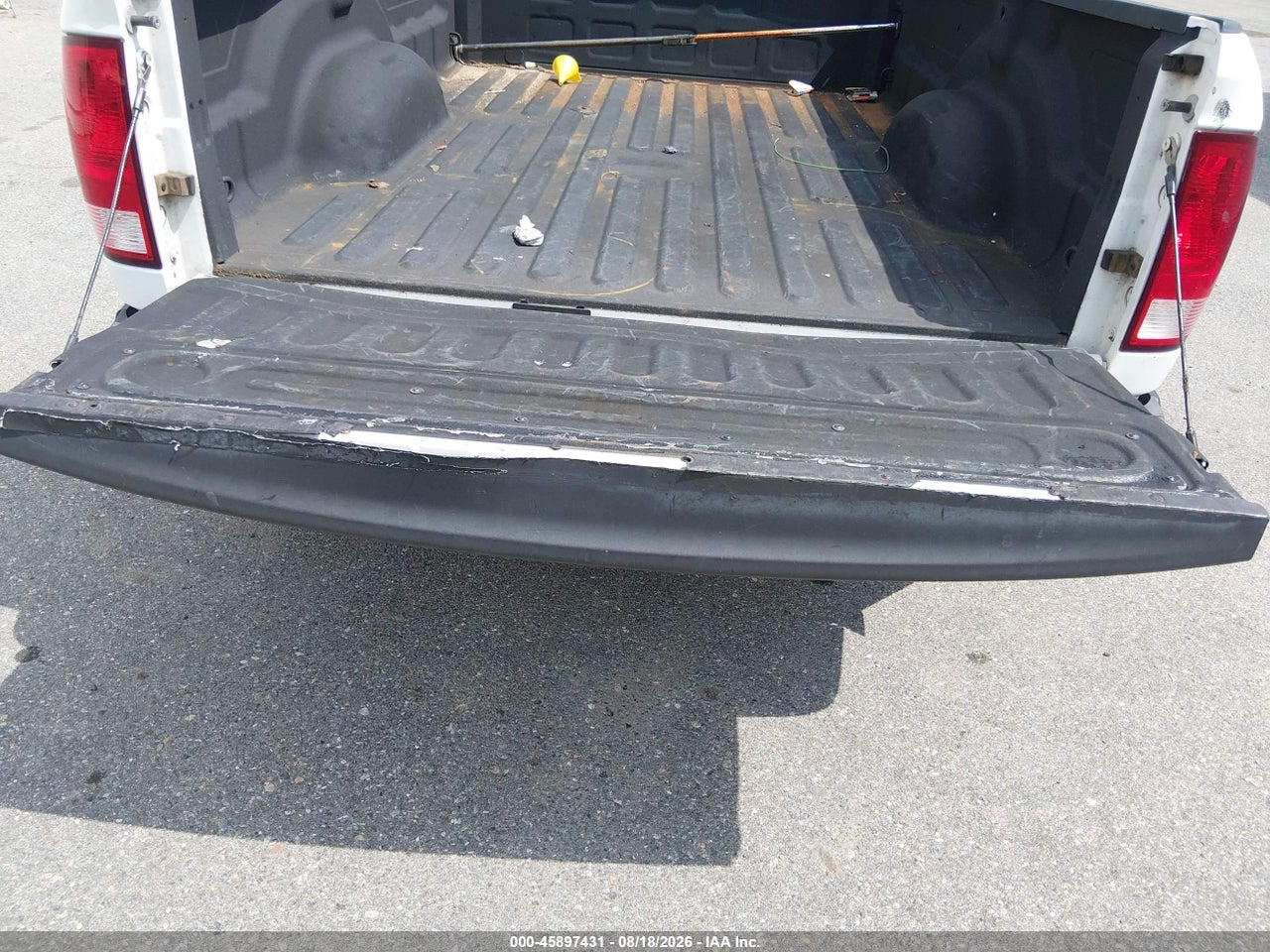 2017 RAM 3500 TRADESMAN  4X4 8' BOX · 6/11