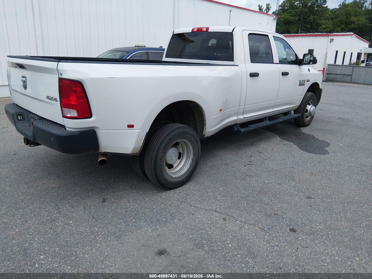 2017 RAM 3500 TRADESMAN  4X4 8' BOX · 4/11