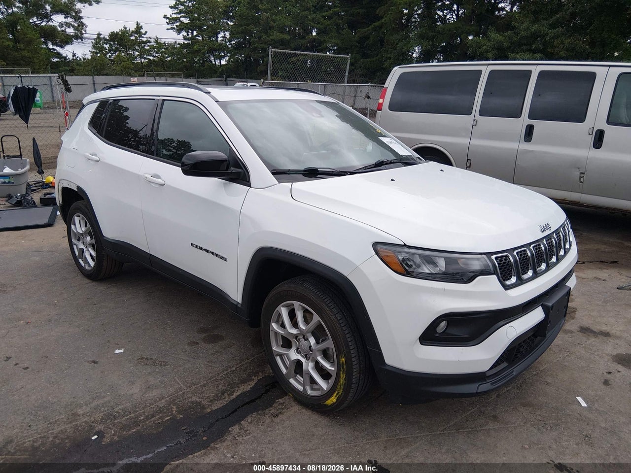 2023 JEEP COMPASS LATITUDE LUX FWD