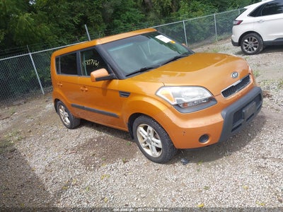 KNDJT2A24B7****** · 2011 KIA SOUL +