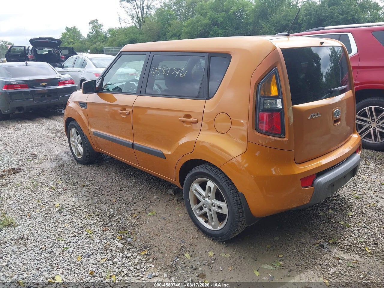 2011 KIA SOUL + · 3/11
