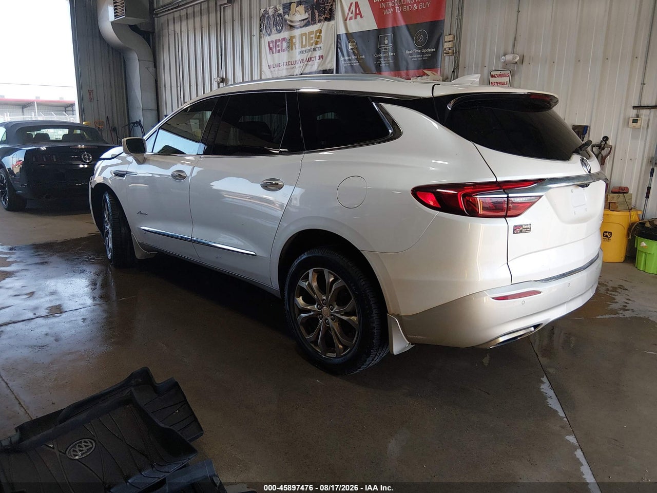 5GAEVCKW6KJ****** · 2019 BUICK ENCLAVE AWD AVENIR · 3/11