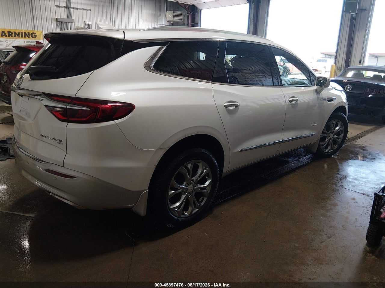 5GAEVCKW6KJ****** · 2019 BUICK ENCLAVE AWD AVENIR · 4/11