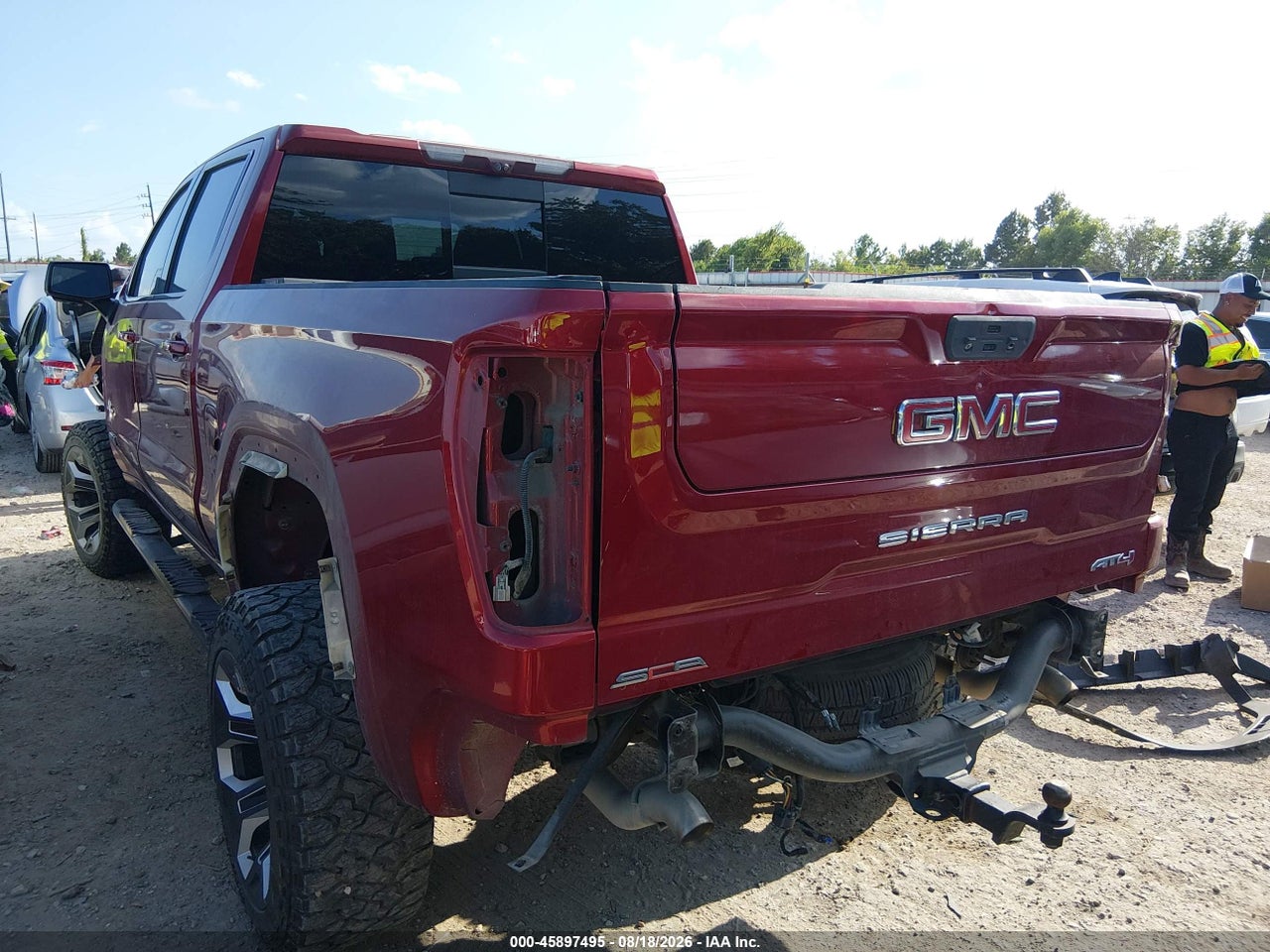 2021 GMC SIERRA 1500 4WD  SHORT BOX AT4 · 3/11
