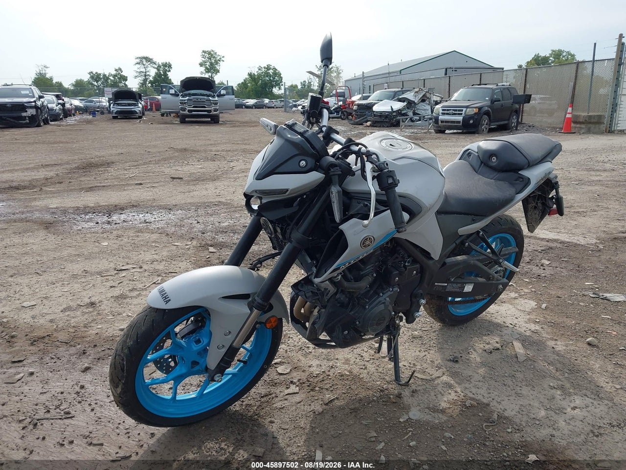 2025 YAMAHA MTN320 AC · 2/11