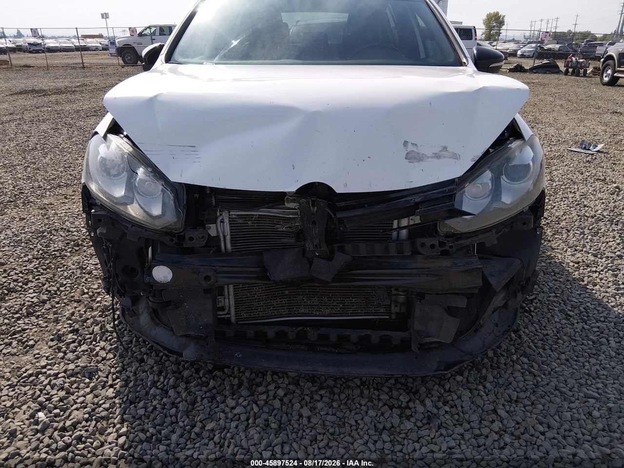 2013 VOLKSWAGEN GOLF R 4-DOOR · 6/11