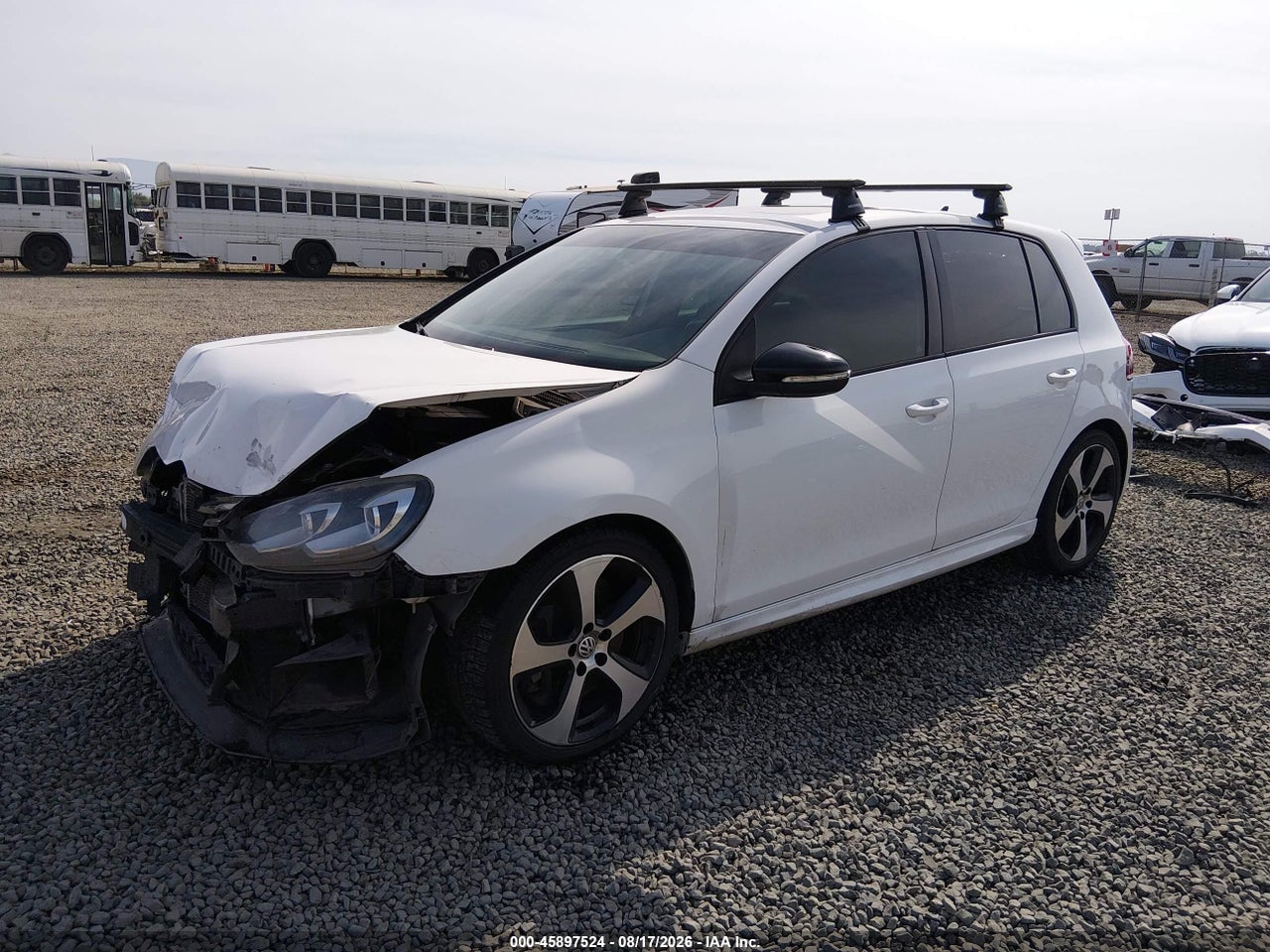 2013 VOLKSWAGEN GOLF R 4-DOOR · 2/11
