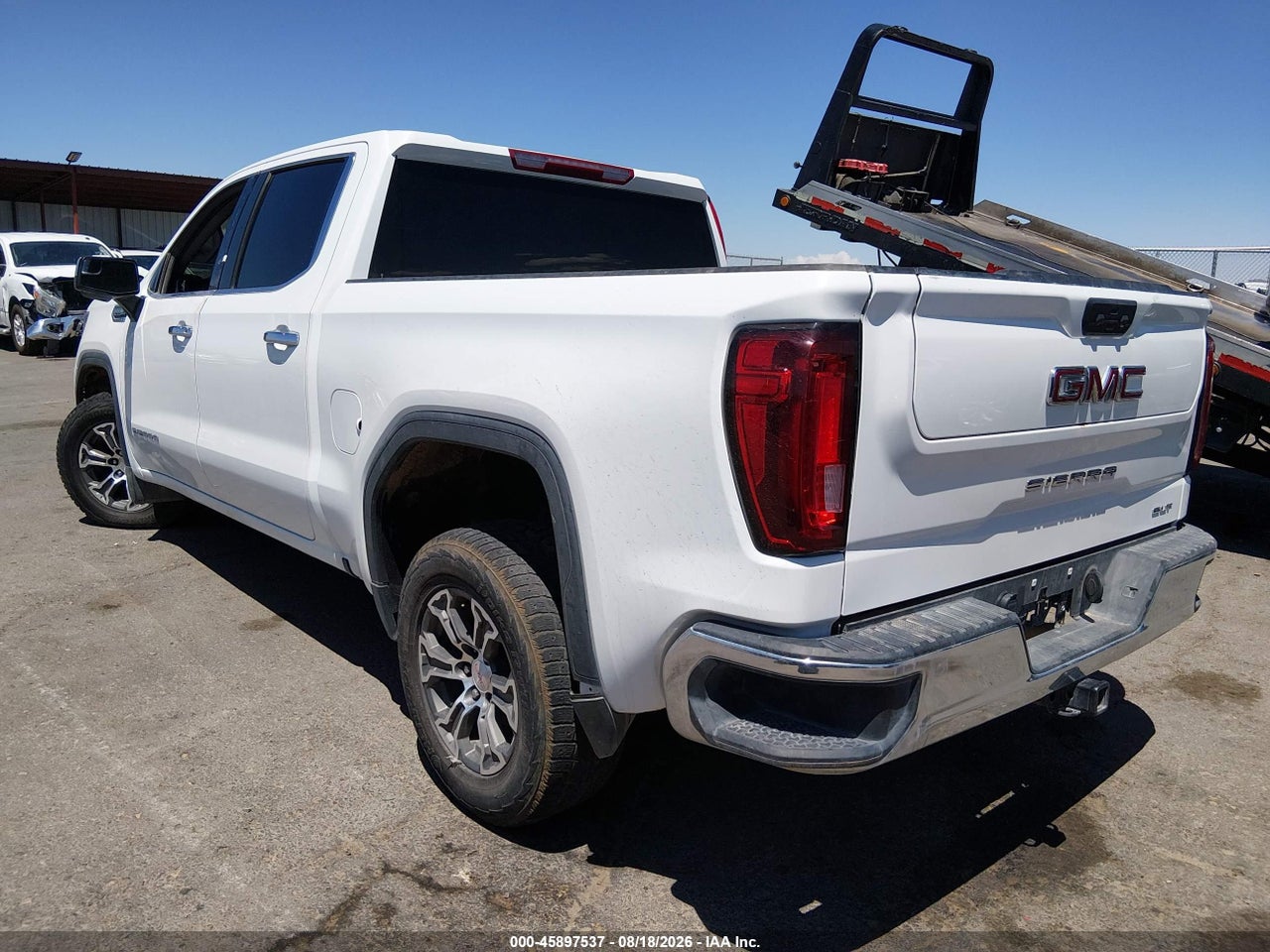 2025 GMC SIERRA 1500 2WD  SHORT BOX SLT · 3/10