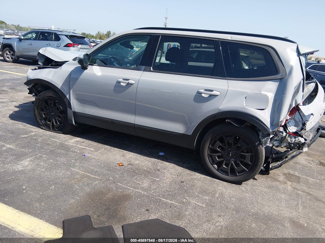 2022 KIA TELLURIDE EX · 3/11
