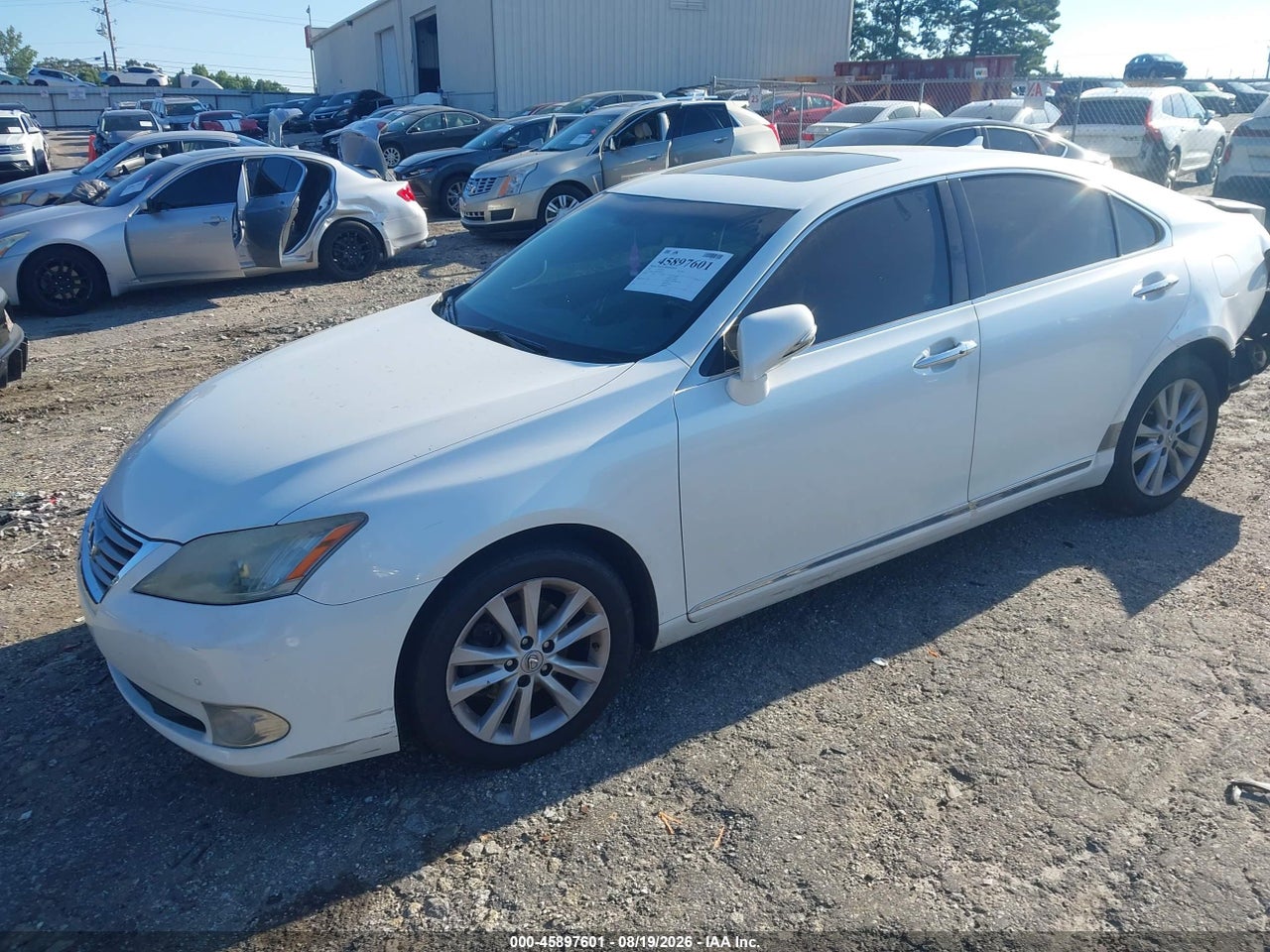 2011 LEXUS ES 350 · 2/11