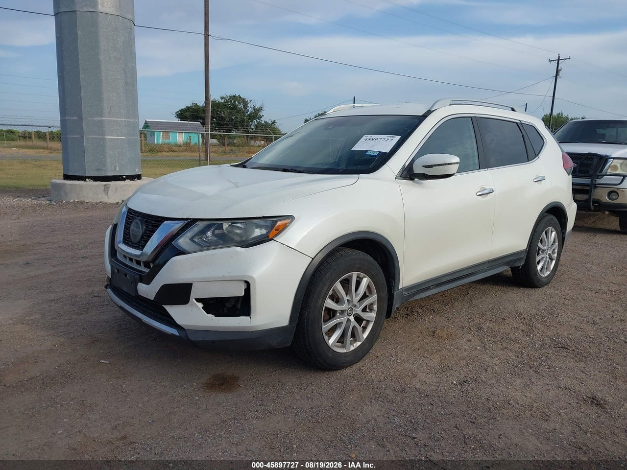 2019 NISSAN ROGUE SV · 2/11