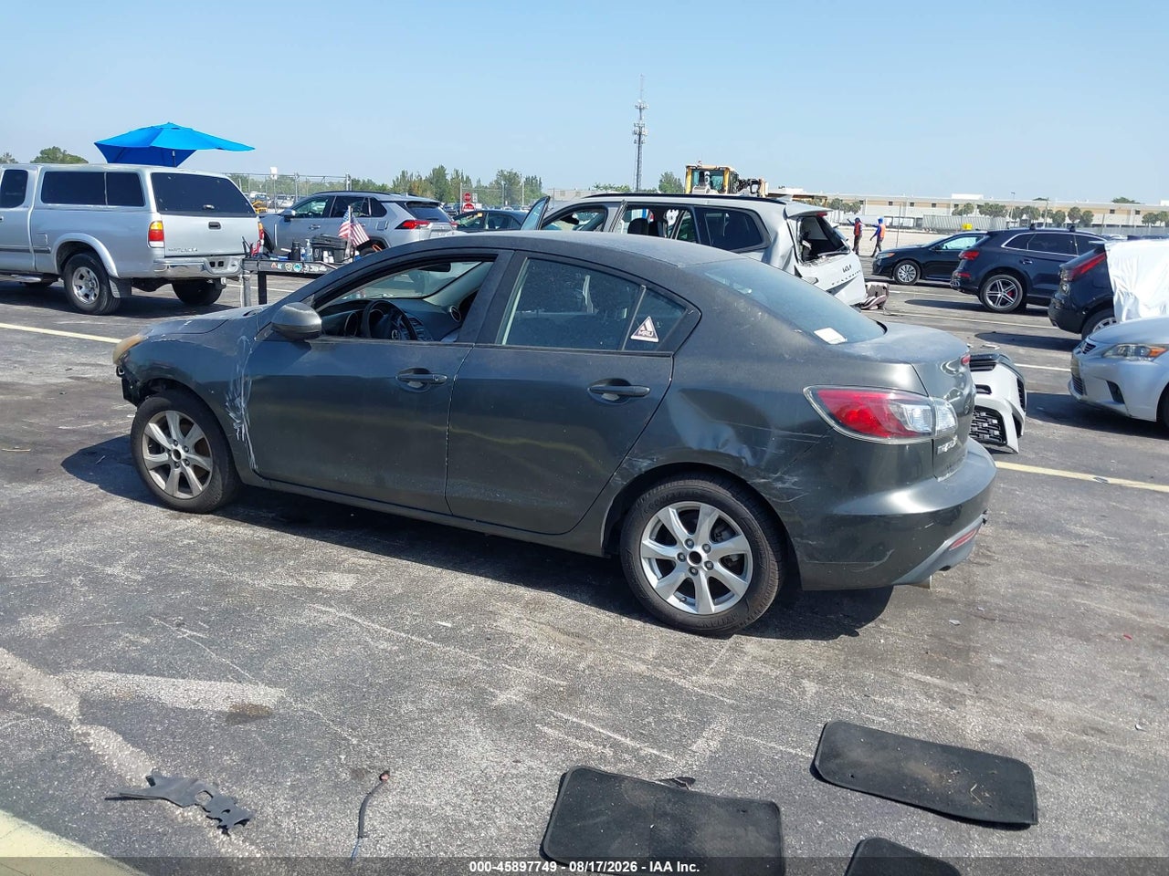 2011 MAZDA MAZDA3 I TOURING · 3/11