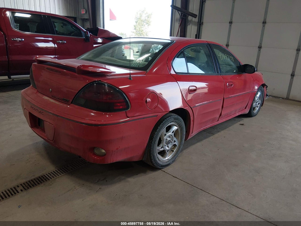 2004 PONTIAC GRAND AM GT · 4/10