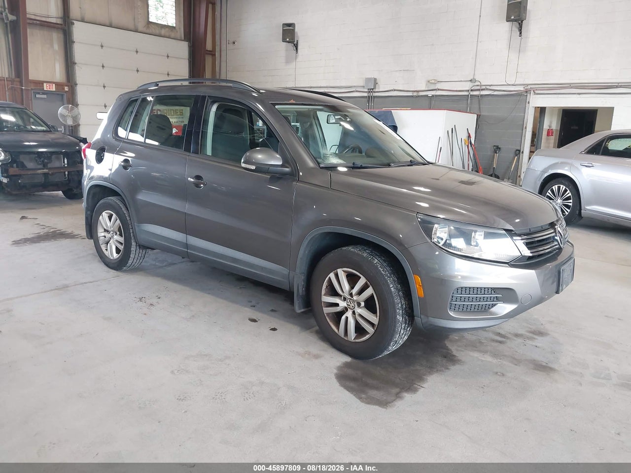 WVGBV7AX2FW****** · 2015 VOLKSWAGEN TIGUAN S