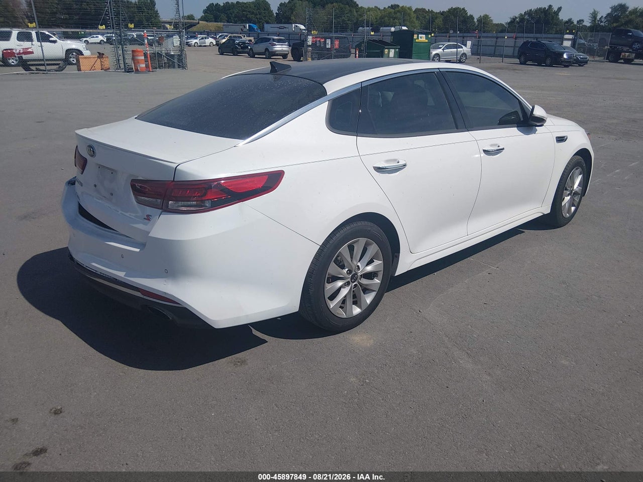 2018 KIA OPTIMA S · 4/11