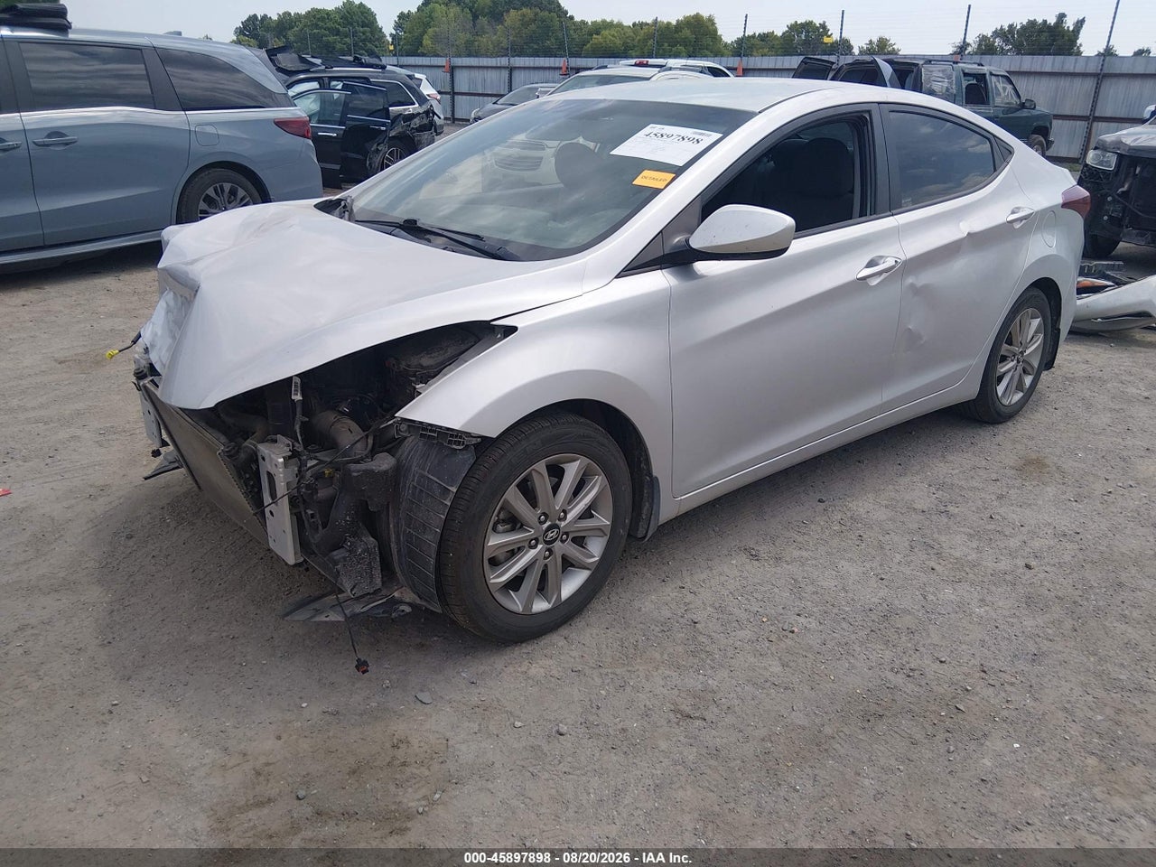 2016 HYUNDAI ELANTRA SE · 2/11