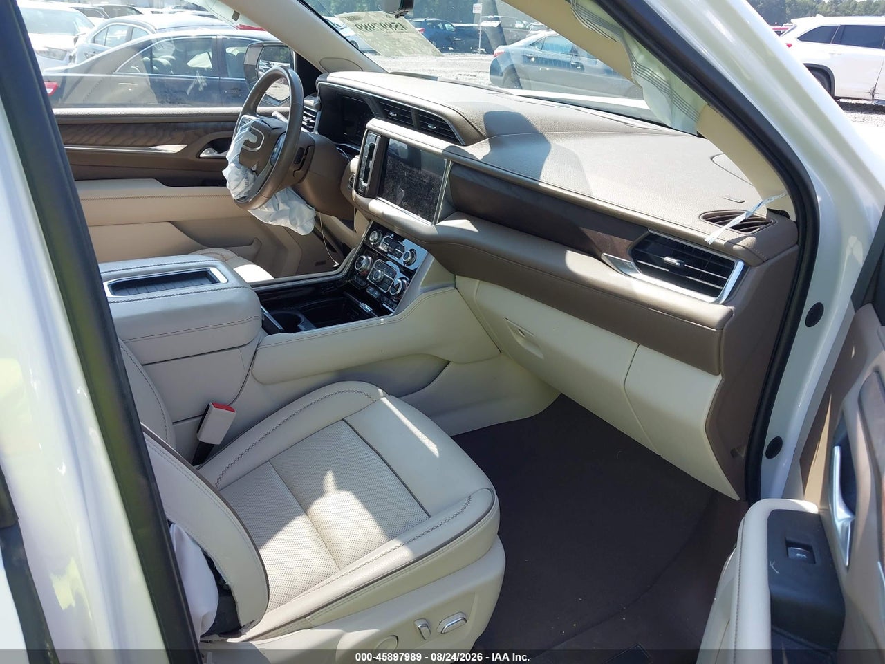 2022 GMC YUKON 4WD DENALI · 5/11