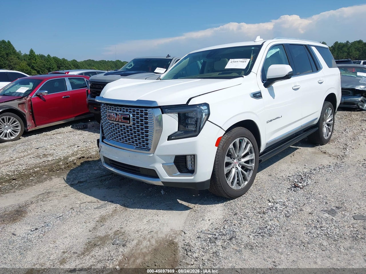 2022 GMC YUKON 4WD DENALI · 2/11