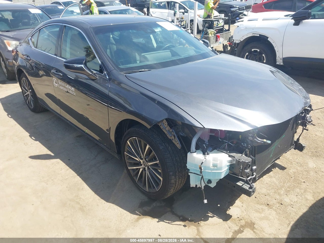 2025 LEXUS ES 300H  