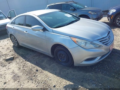 5NPEB4AC2DH****** · 2013 HYUNDAI SONATA GLS