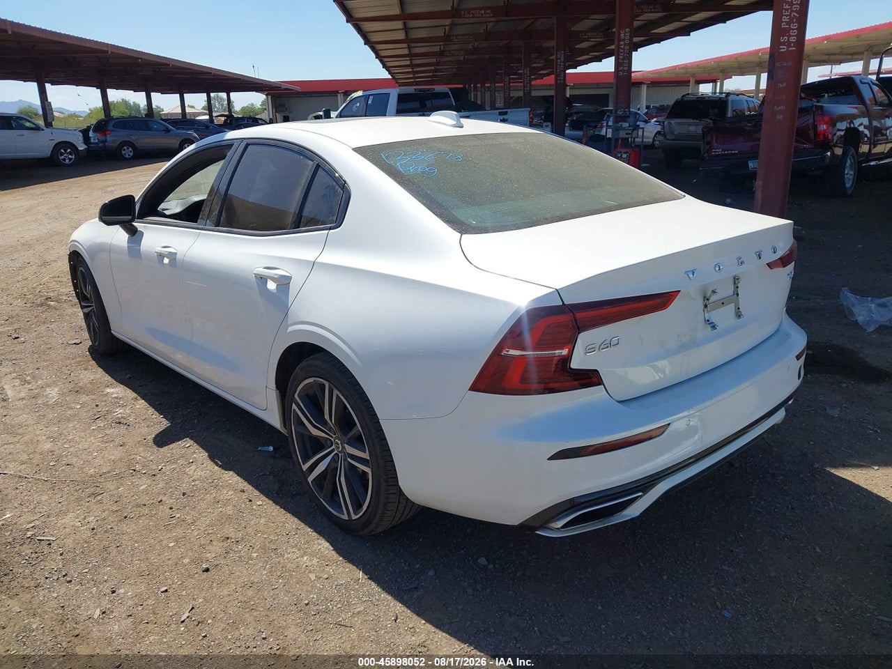 2021 VOLVO S60 T5 R-DESIGN · 3/11