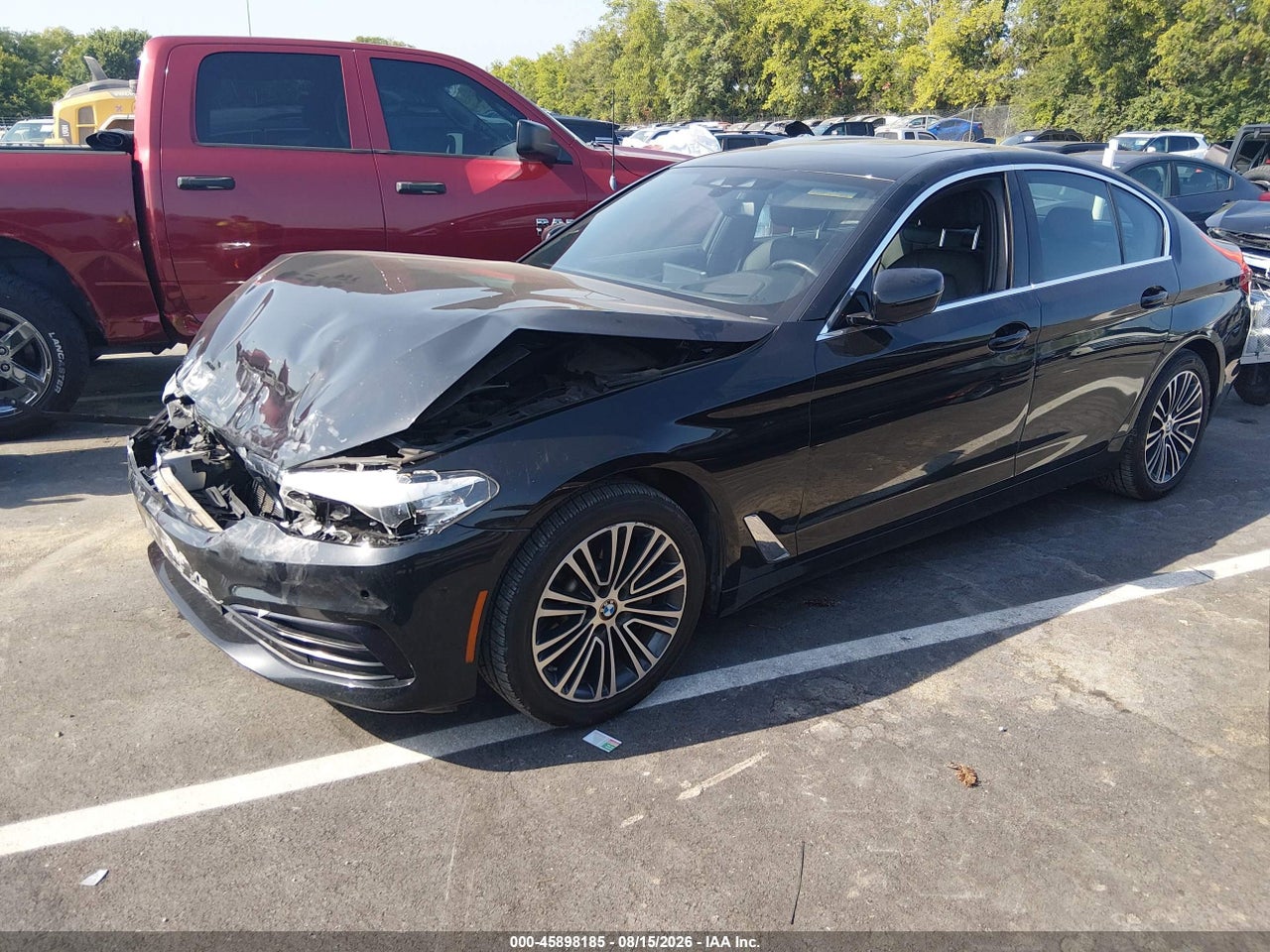 2019 BMW 530I · 2/11