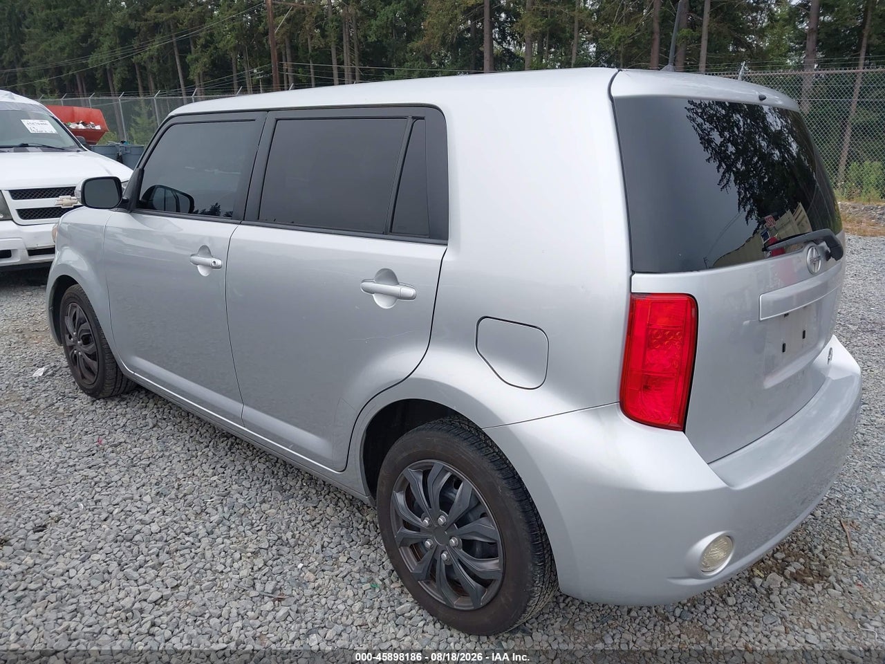 2009 SCION XB   · 3/10