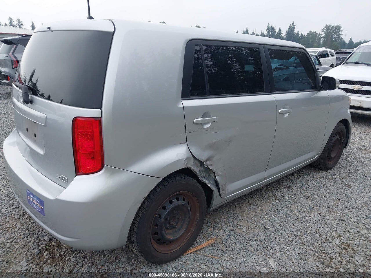 2009 SCION XB   · 4/10