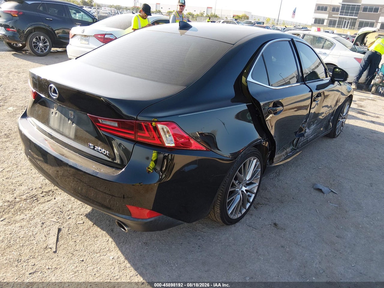 2016 LEXUS IS 200T · 4/11