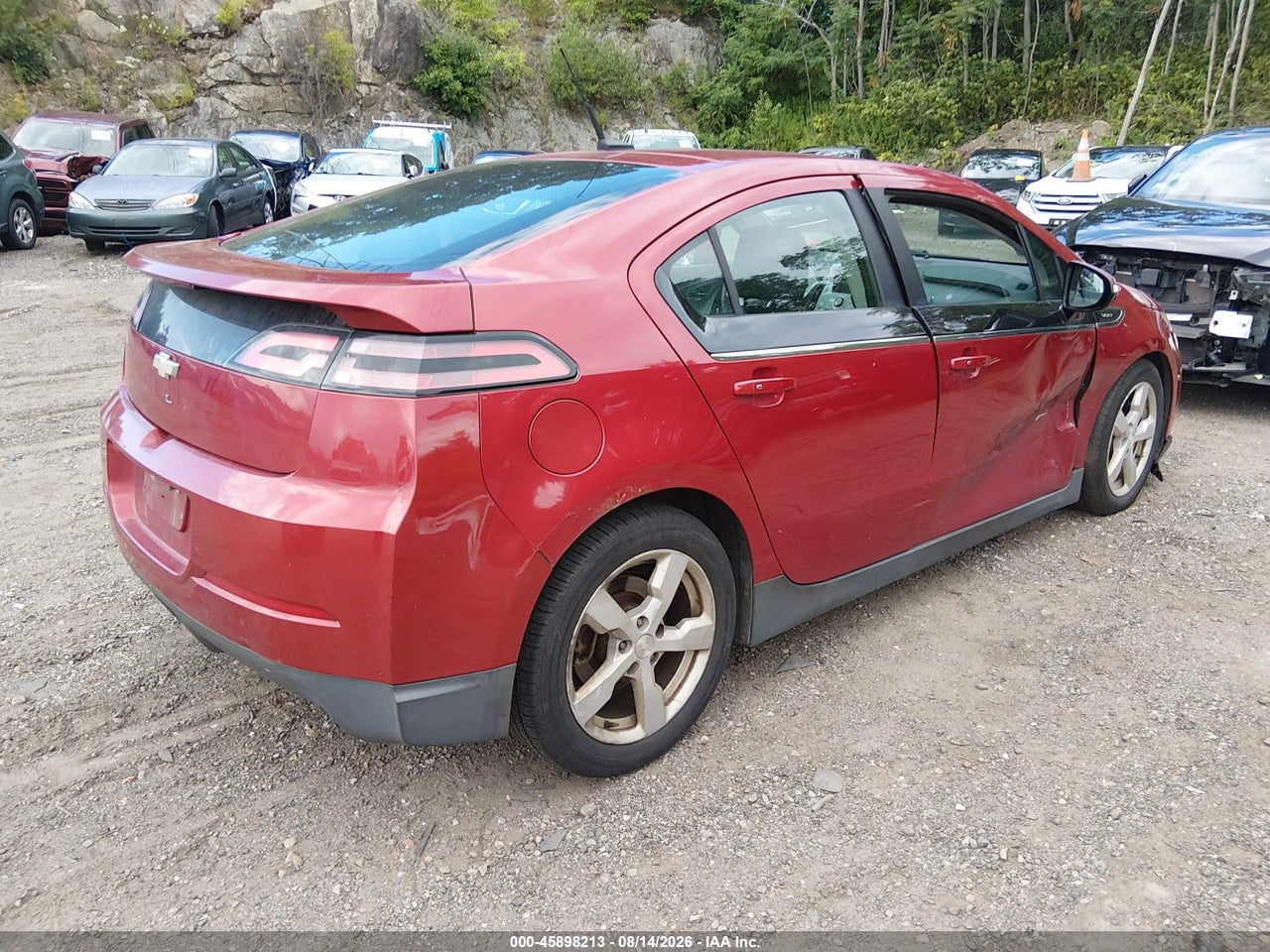 2013 CHEVROLET VOLT   · 4/11