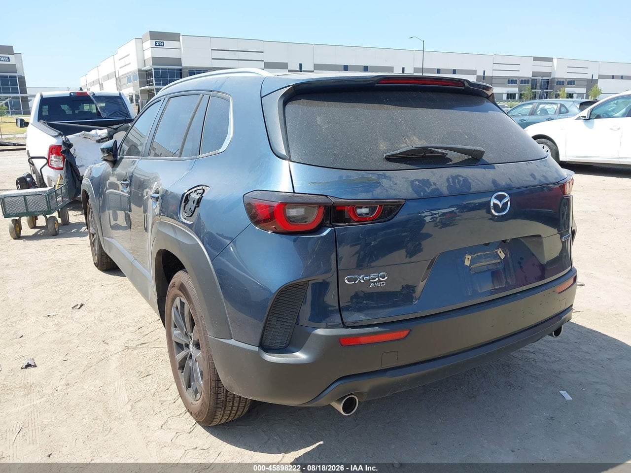 2024 MAZDA CX-50 2.5 S PREFERRED · 3/11