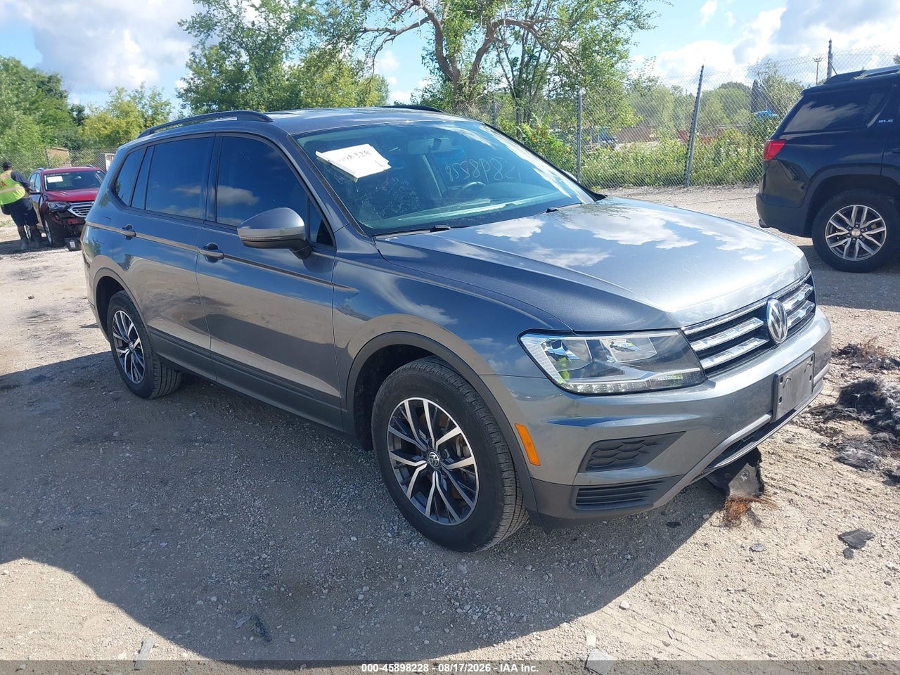 3VV1B7AX0MM****** · 2021 VOLKSWAGEN TIGUAN 2.0T S