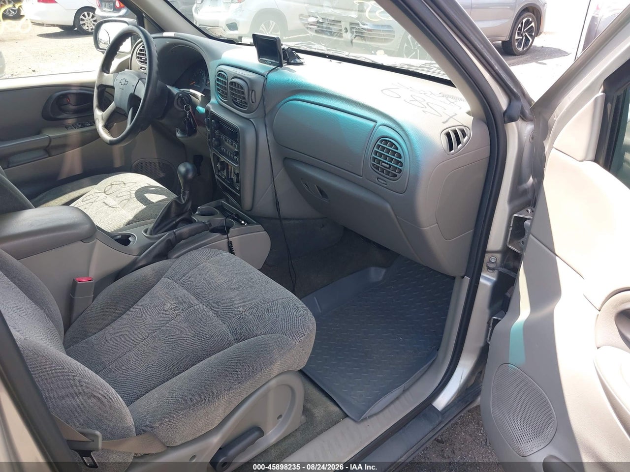 2004 CHEVROLET TRAILBLAZER EXT LS · 5/11