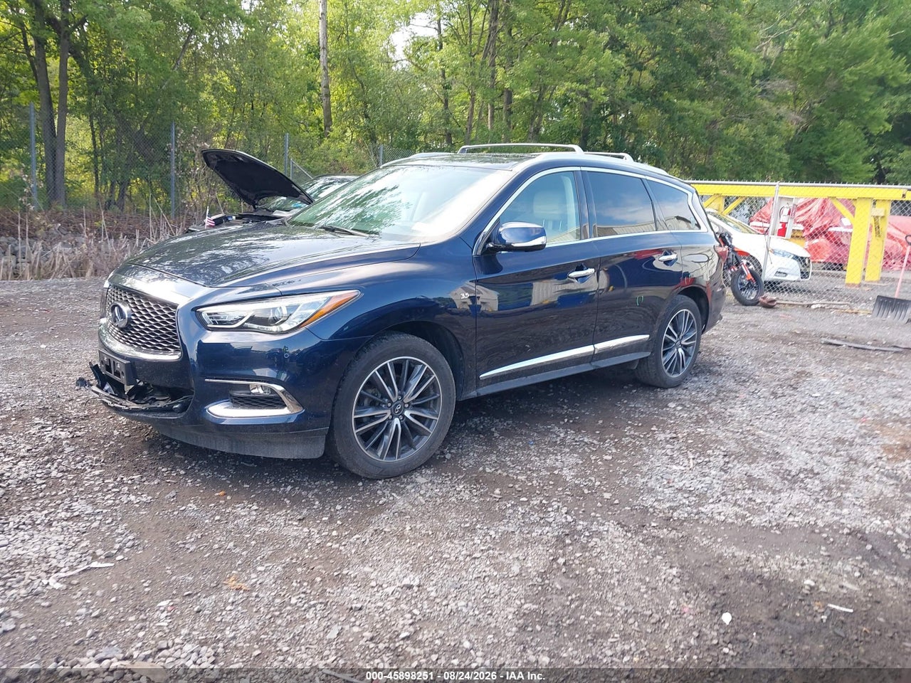 2020 INFINITI QX60 LUXE AWD · 2/11