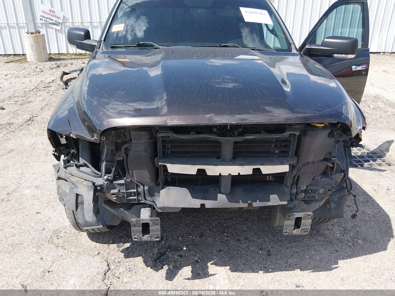 2016 RAM 1500 SLT · 6/11