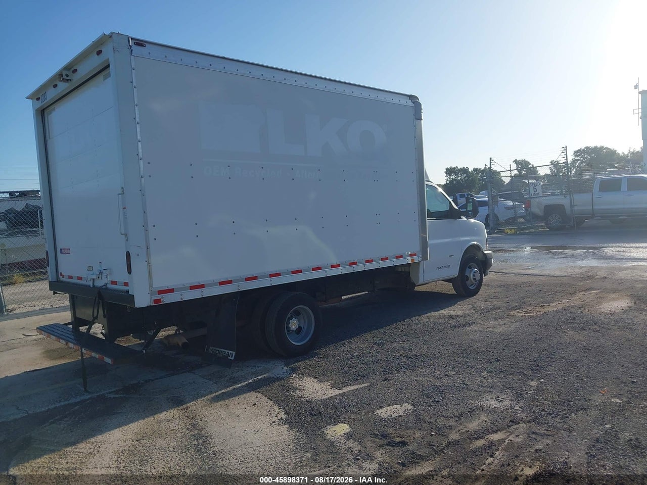 2020 CHEVROLET EXPRESS CUTAWAY WORK VAN · 4/4