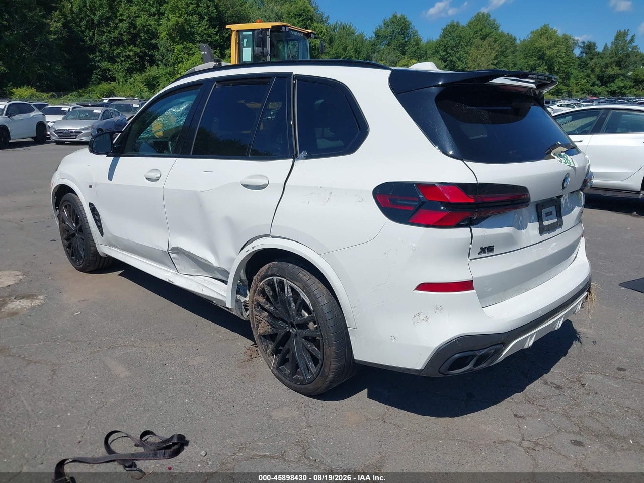 2026 BMW X5 M60I · 3/11