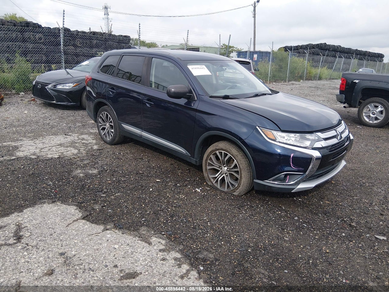 JA4AZ3A36JJ****** · 2018 MITSUBISHI OUTLANDER ES/LE/SE/SEL