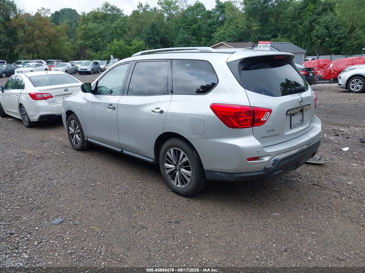 2018 NISSAN PATHFINDER SV · 3/11