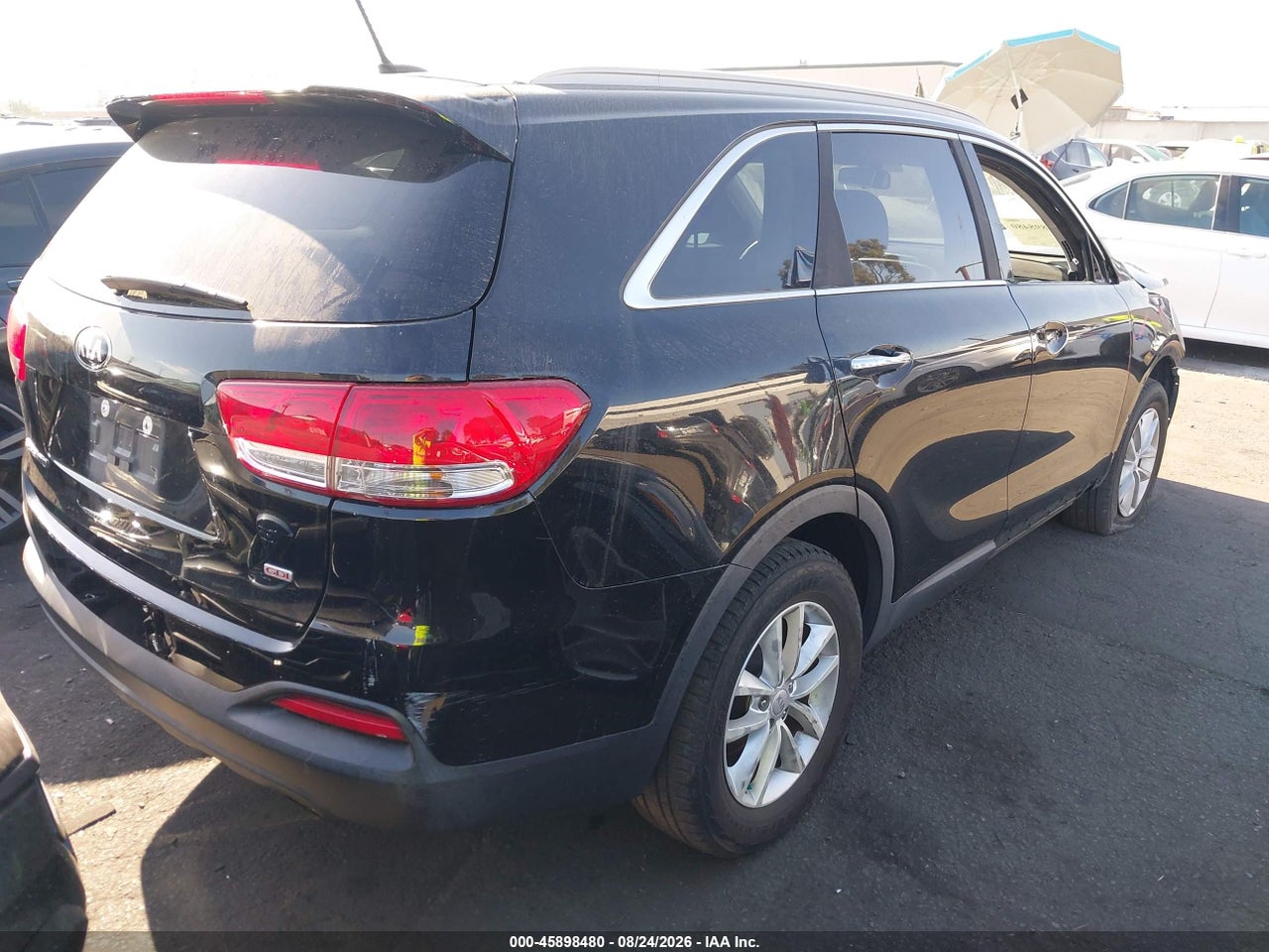 2017 KIA SORENTO 2.4L LX · 4/11