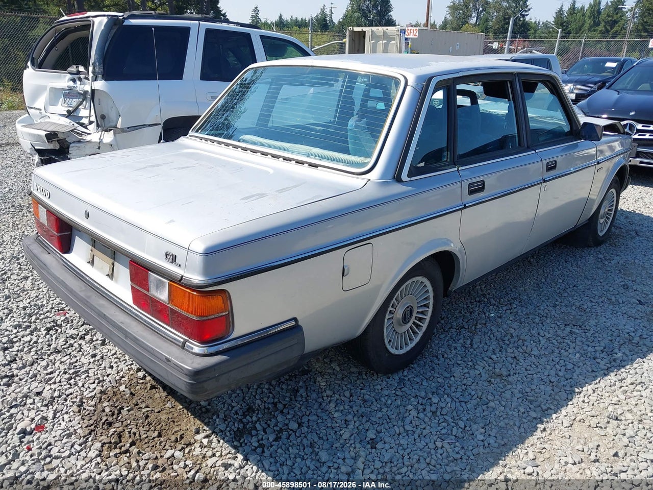 1984 VOLVO 244 DL/GL · 4/5