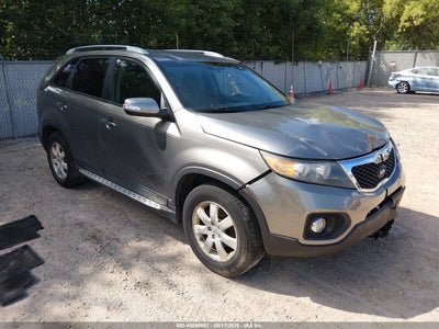 5XYKT3A61DG****** · 2013 KIA SORENTO LX
