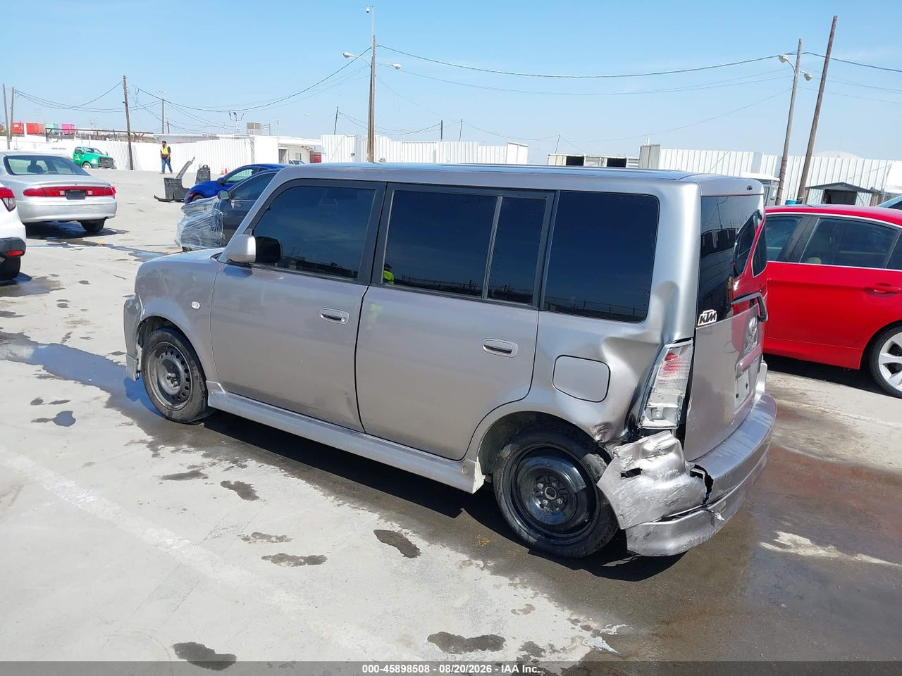 2005 SCION XB   · 3/9