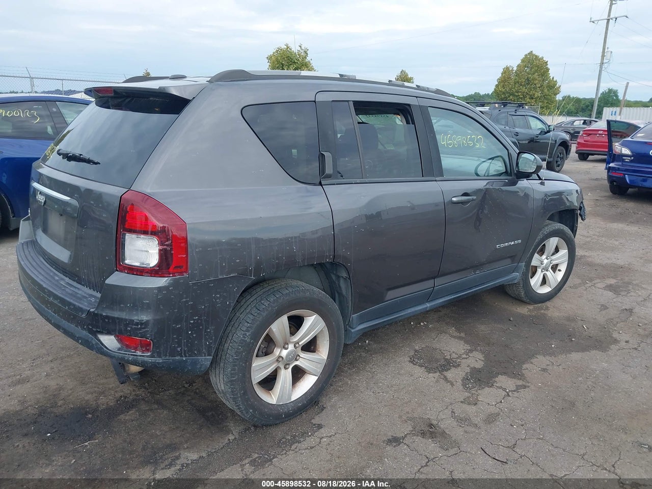 2016 JEEP COMPASS SPORT · 4/11