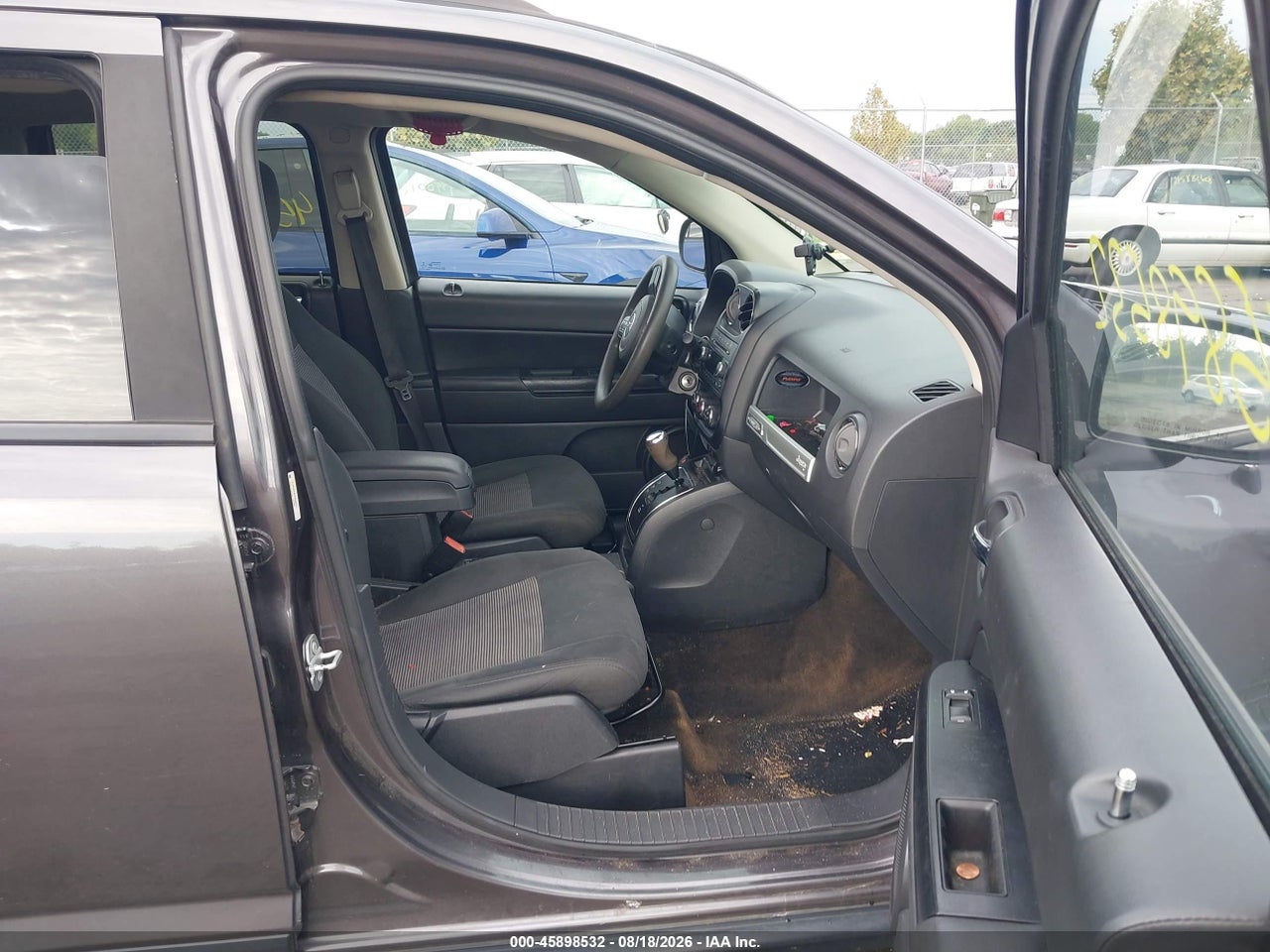 2016 JEEP COMPASS SPORT · 5/11