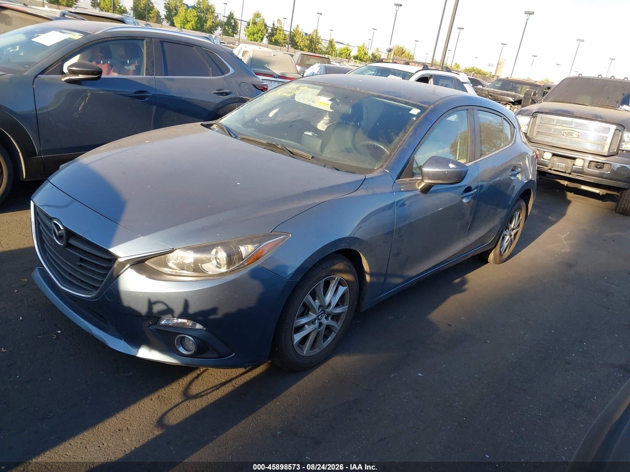 2014 MAZDA MAZDA3 I TOURING · 2/10