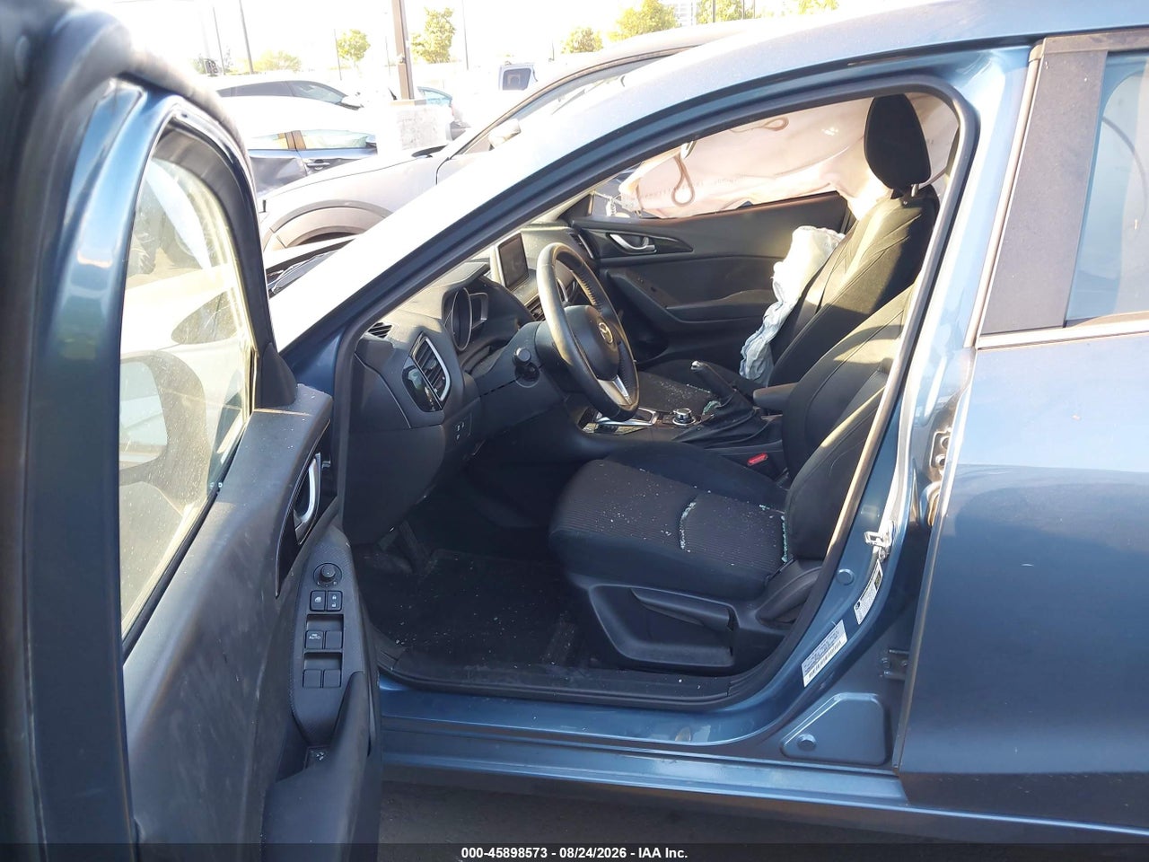 2014 MAZDA MAZDA3 I TOURING · 5/10